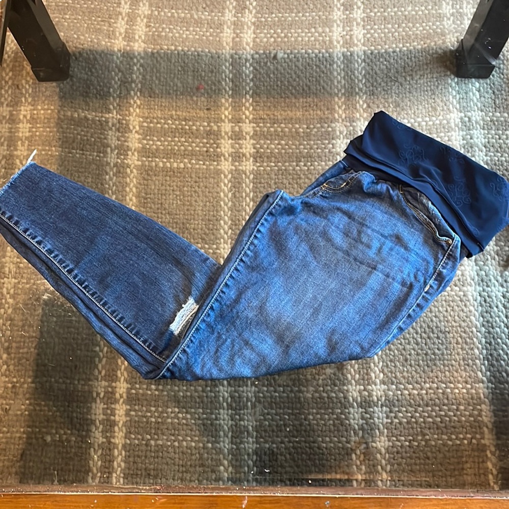 Jessica Simpson maternity jeans